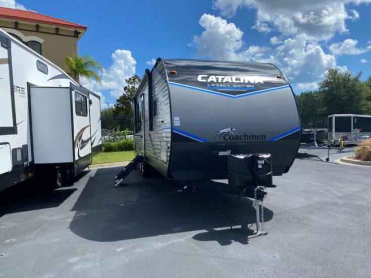 Thumbnail Photo undefined for New 2022 Coachmen Catalina Legacy Edition 283RKS